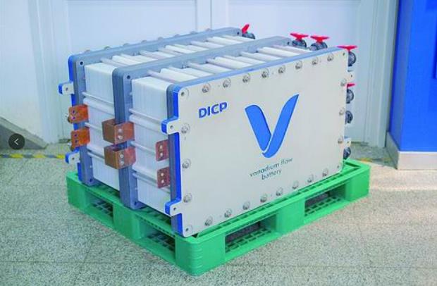 科研人员开发新型全钒液流电池单体电堆